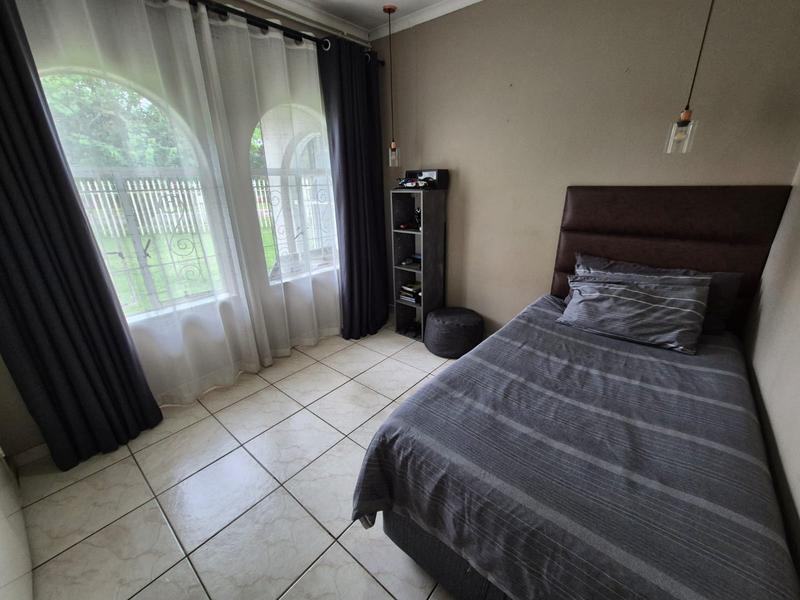 4 Bedroom Property for Sale in Brackenhurst Gauteng