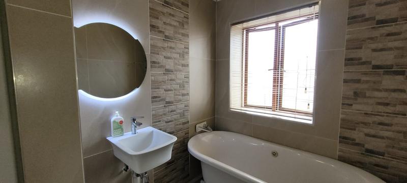 2 Bedroom Property for Sale in Meyersdal Gauteng