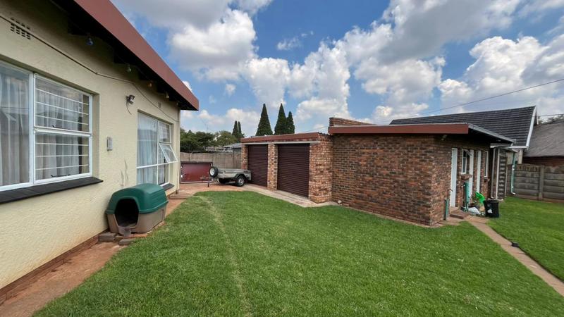 5 Bedroom Property for Sale in Parkrand Gauteng