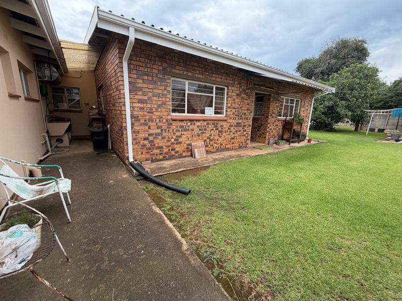3 Bedroom Property for Sale in Casseldale Gauteng