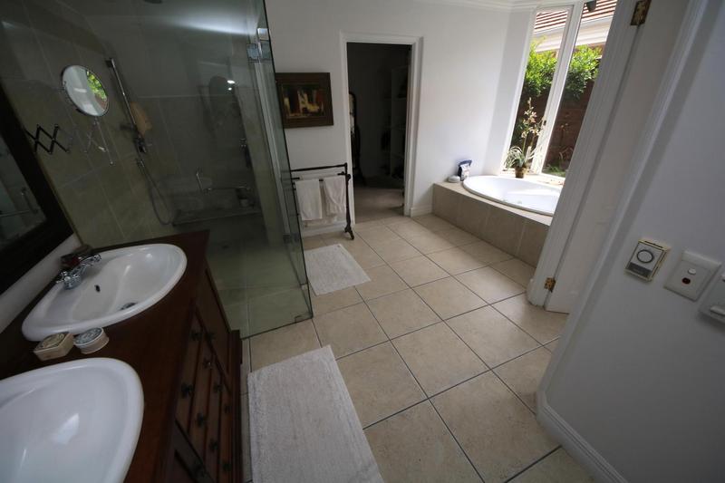 2 Bedroom Property for Sale in Bryanston Gauteng