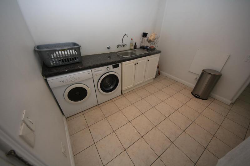 2 Bedroom Property for Sale in Bryanston Gauteng