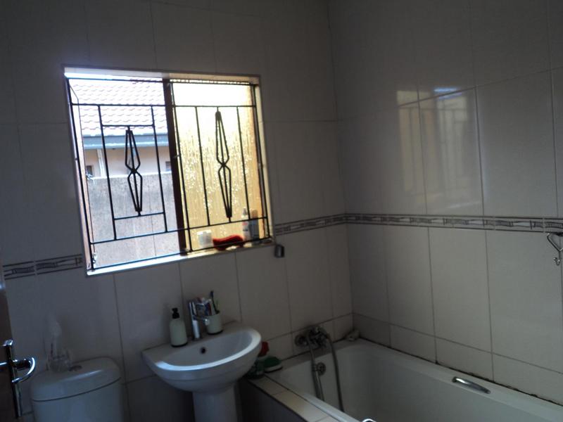 3 Bedroom Property for Sale in Tembisa Gauteng