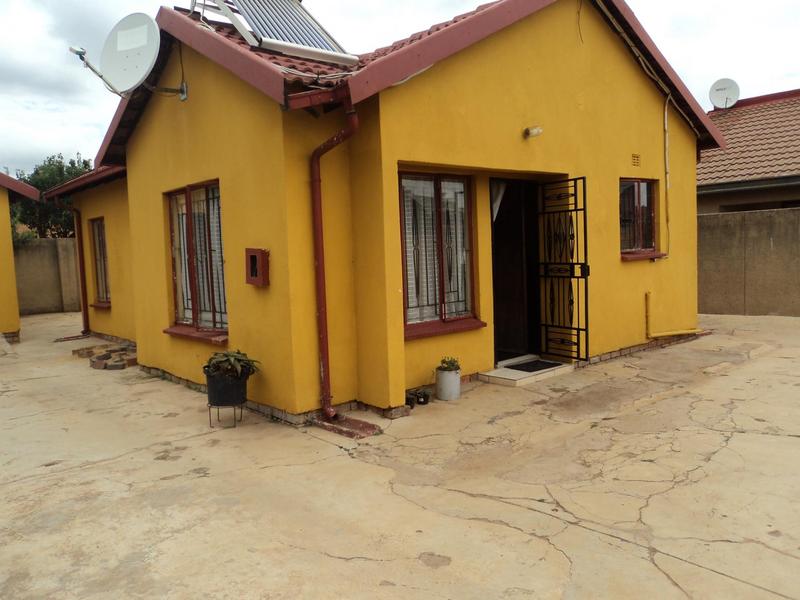 3 Bedroom Property for Sale in Vosloorus Ext 5 Gauteng