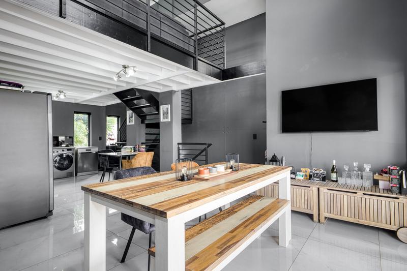 2 Bedroom Property for Sale in Beverley Gauteng