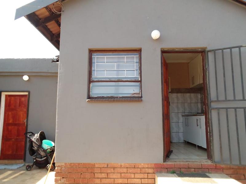3 Bedroom Property for Sale in Zakariyya Park Gauteng
