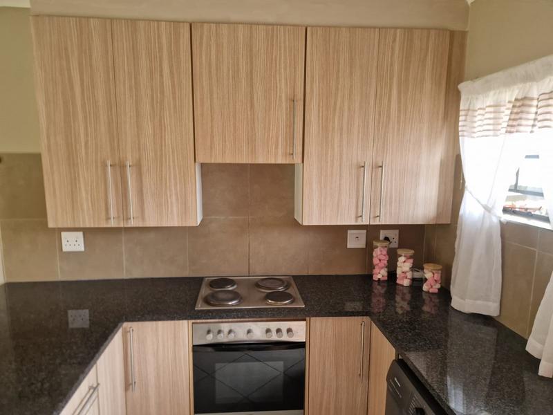 2 Bedroom Property for Sale in Noordwyk Gauteng