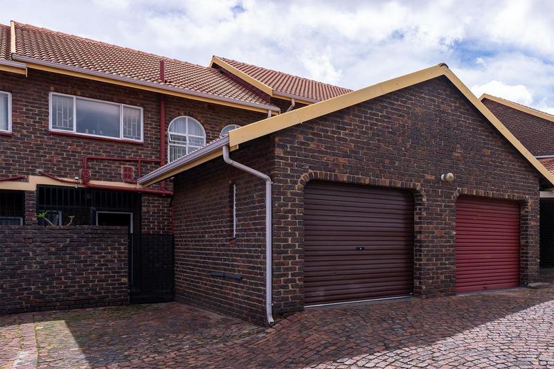 2 Bedroom Property for Sale in Norkem Park Gauteng