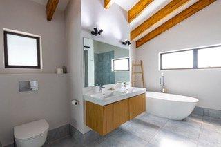 6 Bedroom Property for Sale in Moreleta Park Gauteng