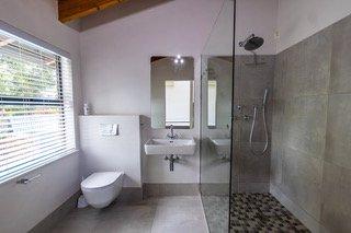 6 Bedroom Property for Sale in Moreleta Park Gauteng