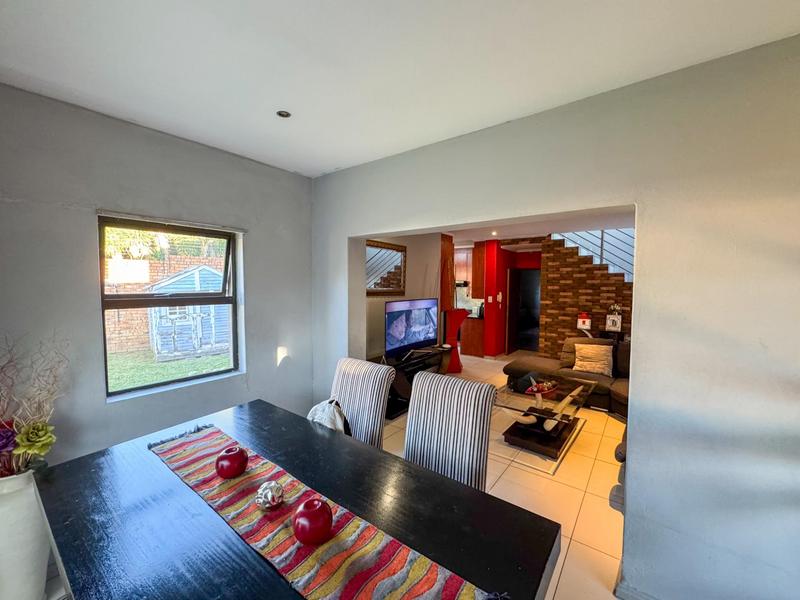 3 Bedroom Property for Sale in Mondeor Gauteng