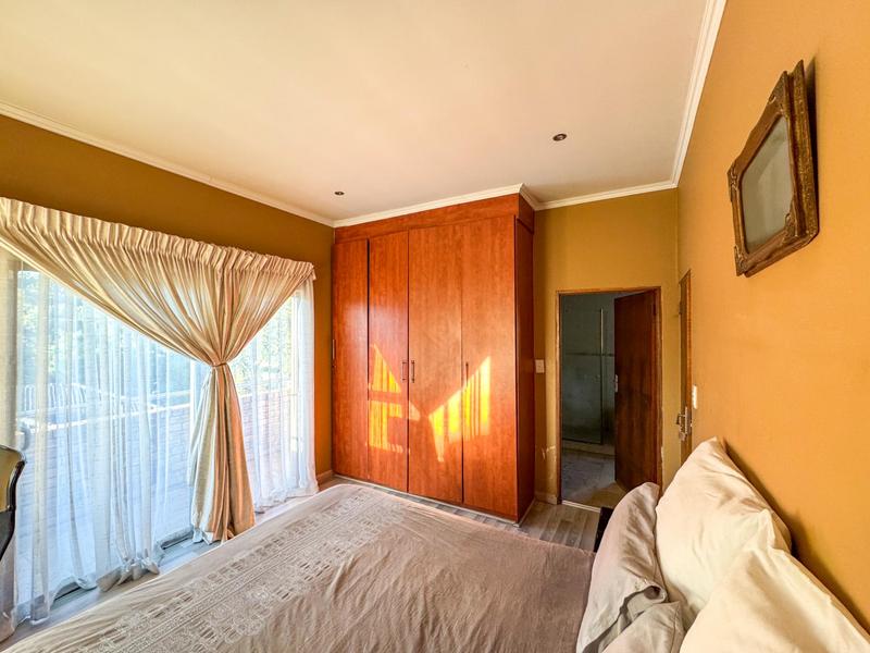 3 Bedroom Property for Sale in Mondeor Gauteng