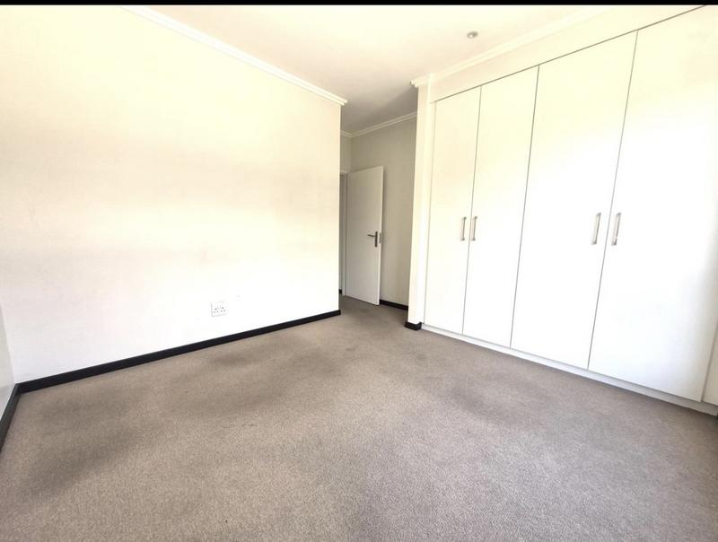 To Let 2 Bedroom Property for Rent in Barbeque Downs Gauteng