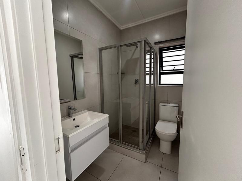 To Let 2 Bedroom Property for Rent in Beverley Gauteng
