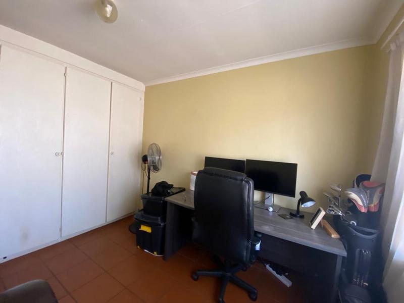 2 Bedroom Property for Sale in Highveld Gauteng