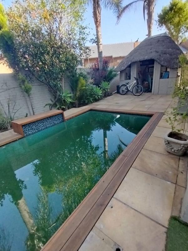 5 Bedroom Property for Sale in Amberfield Heights Gauteng