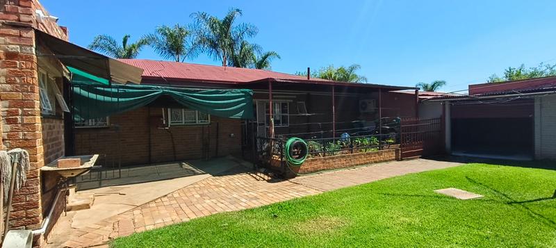 3 Bedroom Property for Sale in West Park Gauteng