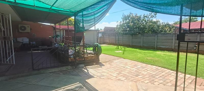 3 Bedroom Property for Sale in West Park Gauteng