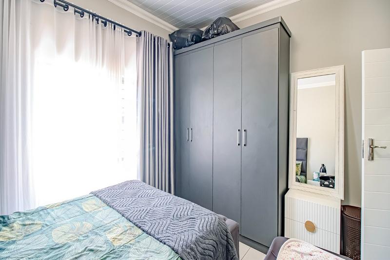 2 Bedroom Property for Sale in Annlin Gauteng