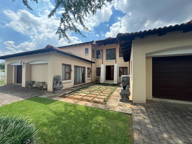 To Let 5 Bedroom Property for Rent in Midfield Estate Gauteng
