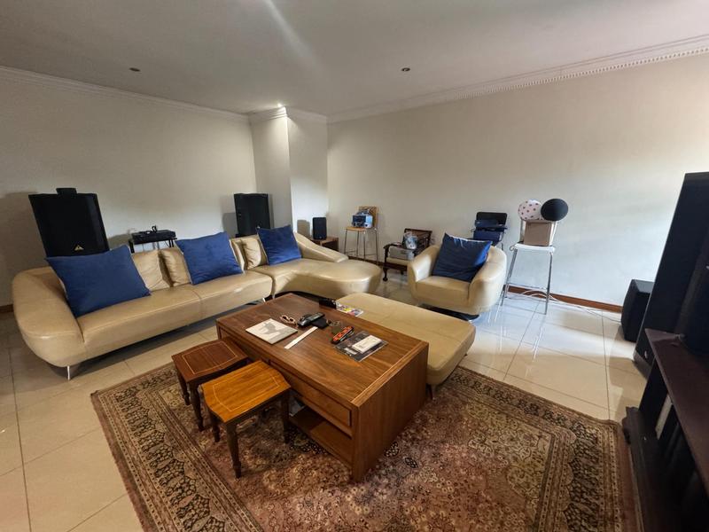 To Let 5 Bedroom Property for Rent in Midfield Estate Gauteng