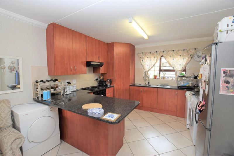 2 Bedroom Property for Sale in Paulshof Gauteng