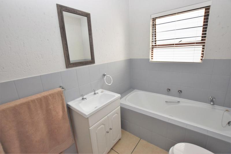 2 Bedroom Property for Sale in Paulshof Gauteng