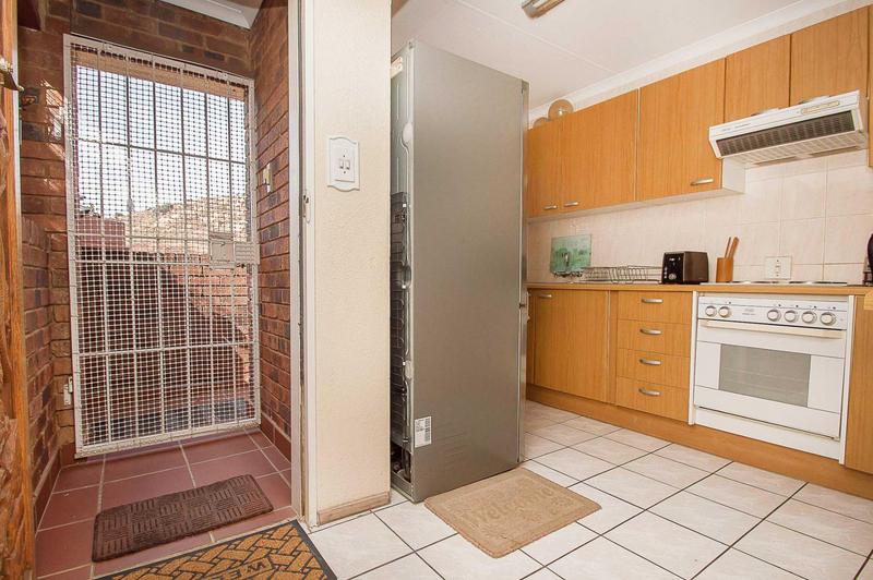 2 Bedroom Property for Sale in Wilro Park Gauteng