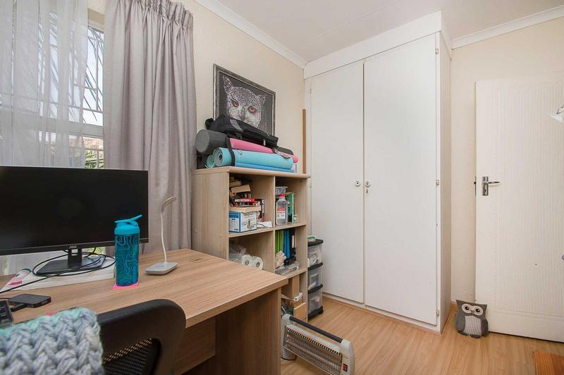 2 Bedroom Property for Sale in Wilro Park Gauteng