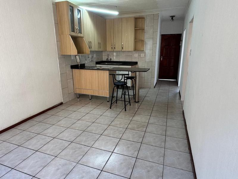 To Let 2 Bedroom Property for Rent in Bezuidenhout Valley Gauteng