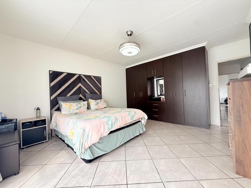 5 Bedroom Property for Sale in Terenure Gauteng