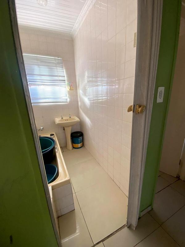 To Let 3 Bedroom Property for Rent in Mohlakeng Gauteng