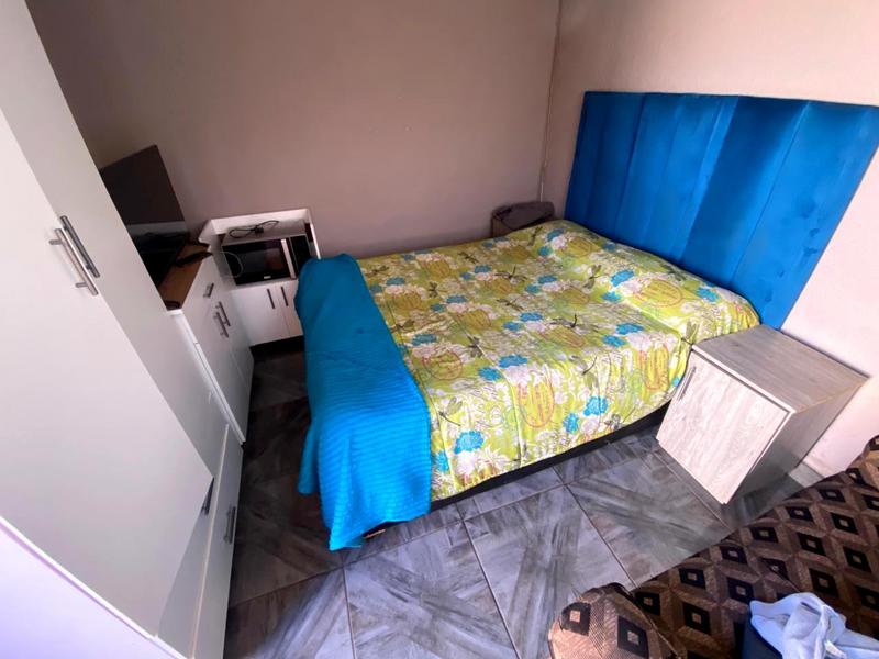 To Let 3 Bedroom Property for Rent in Mohlakeng Gauteng