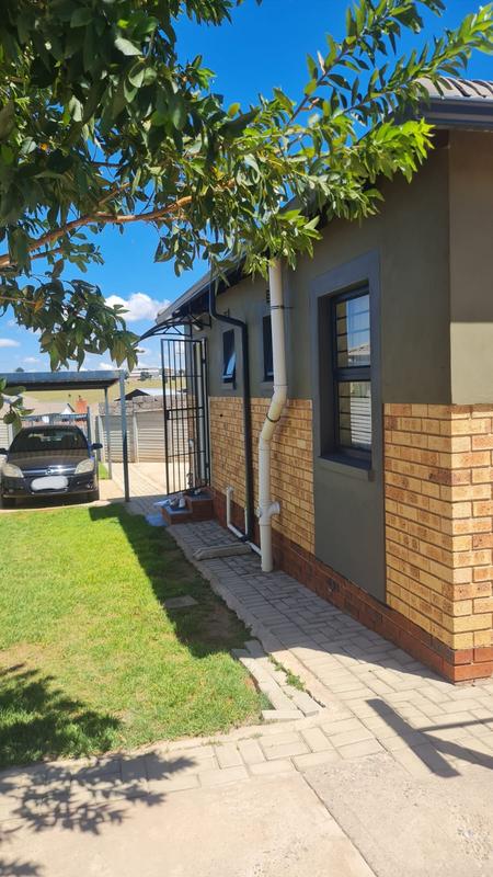 2 Bedroom Property for Sale in Mindalore Gauteng