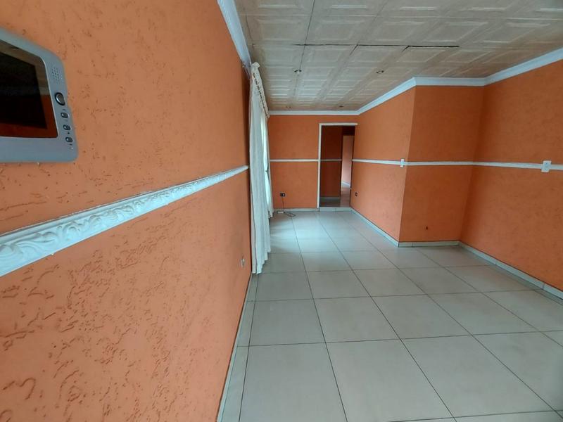3 Bedroom Property for Sale in Protea Garden Gauteng
