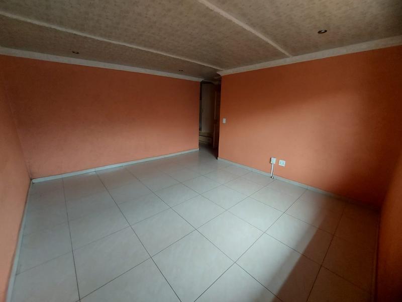 3 Bedroom Property for Sale in Protea Garden Gauteng