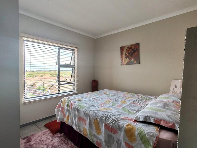 2 Bedroom Property for Sale in Witpoortjie Gauteng