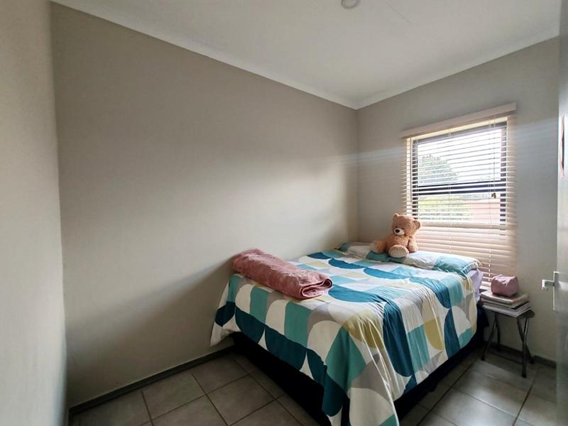 2 Bedroom Property for Sale in Witpoortjie Gauteng