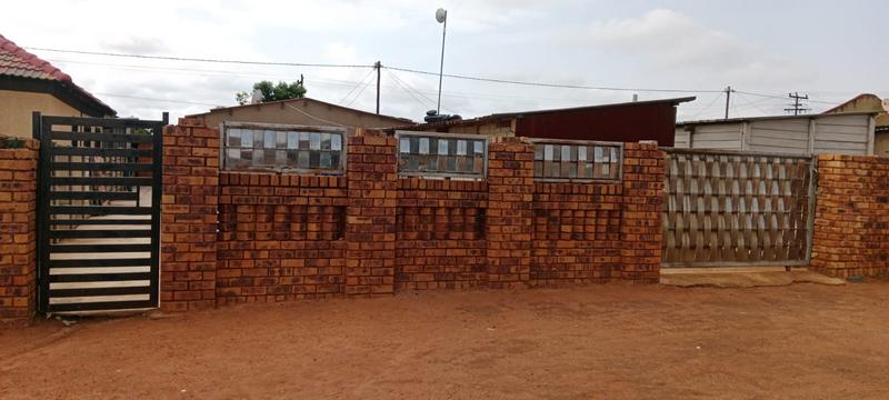 To Let 2 Bedroom Property for Rent in Daveyton Gauteng