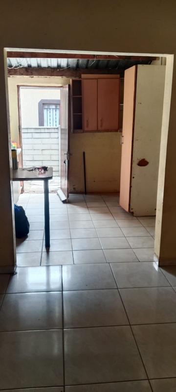 To Let 2 Bedroom Property for Rent in Daveyton Gauteng