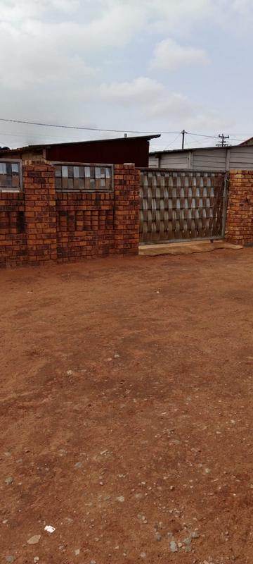 To Let 2 Bedroom Property for Rent in Daveyton Gauteng