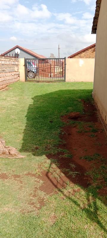 2 Bedroom Property for Sale in Vosloorus Ext 8 Gauteng