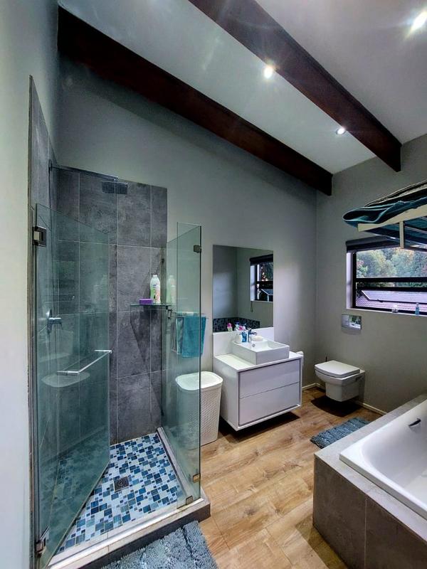 To Let 1 Bedroom Property for Rent in Bedfordview Gauteng