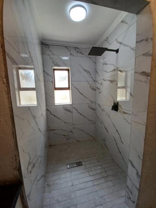 1 Bedroom Property for Sale in Bassonia Gauteng