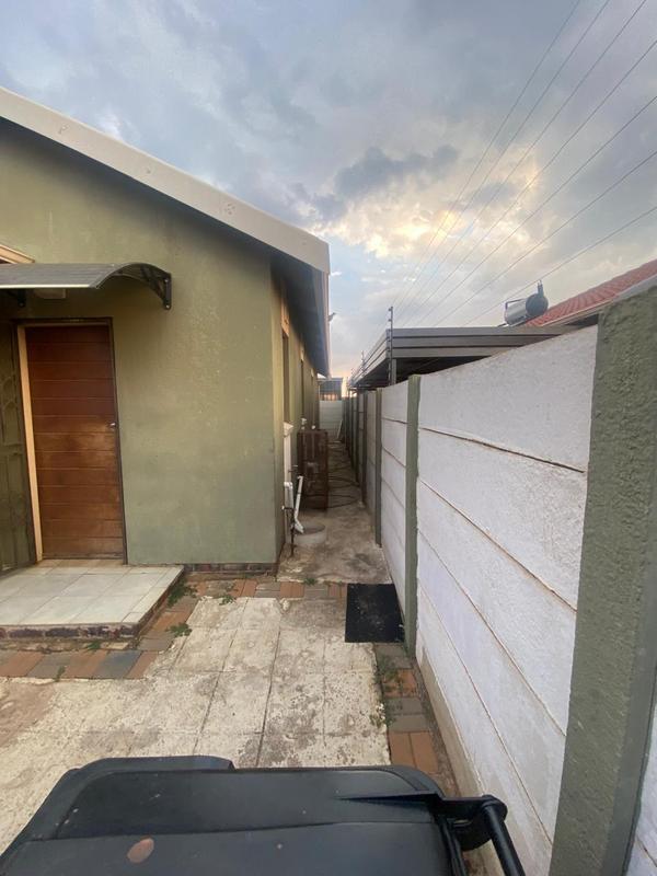 3 Bedroom Property for Sale in Sky City Gauteng