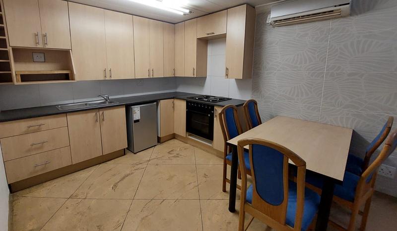 To Let 1 Bedroom Property for Rent in Wilro Park Gauteng