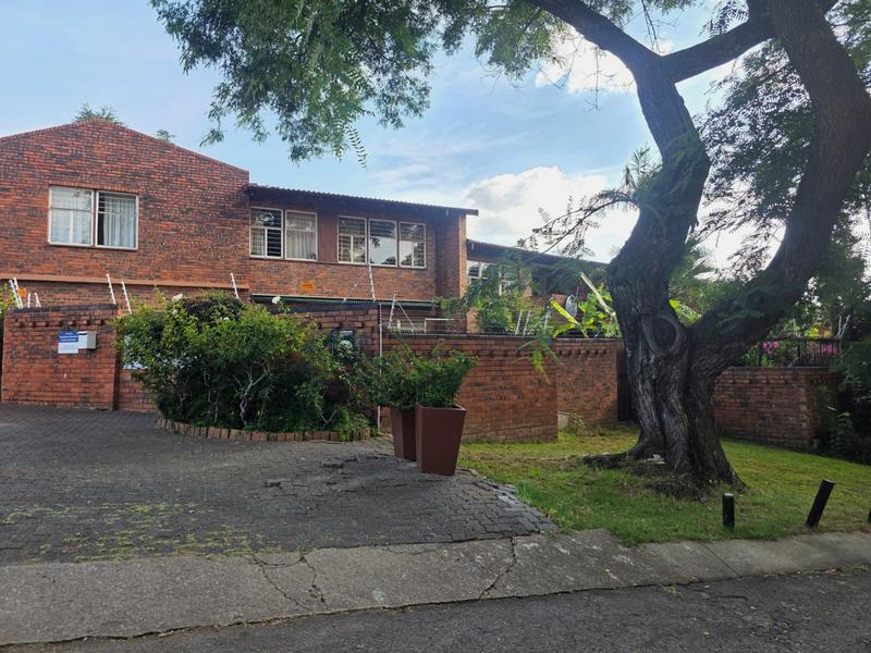 To Let 4 Bedroom Property for Rent in Strathavon Gauteng