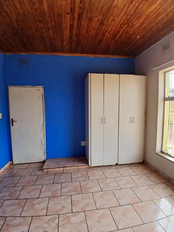 5 Bedroom Property for Sale in Casseldale Gauteng