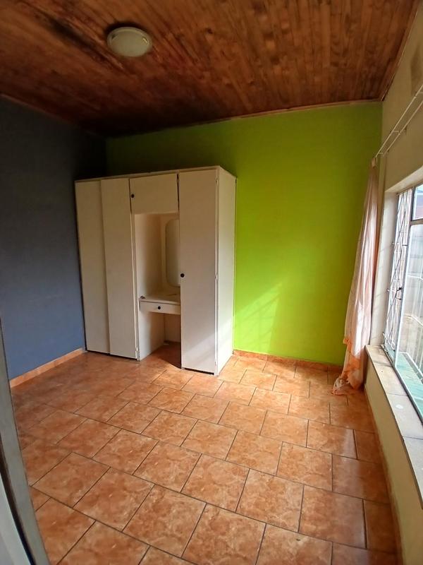 5 Bedroom Property for Sale in Casseldale Gauteng