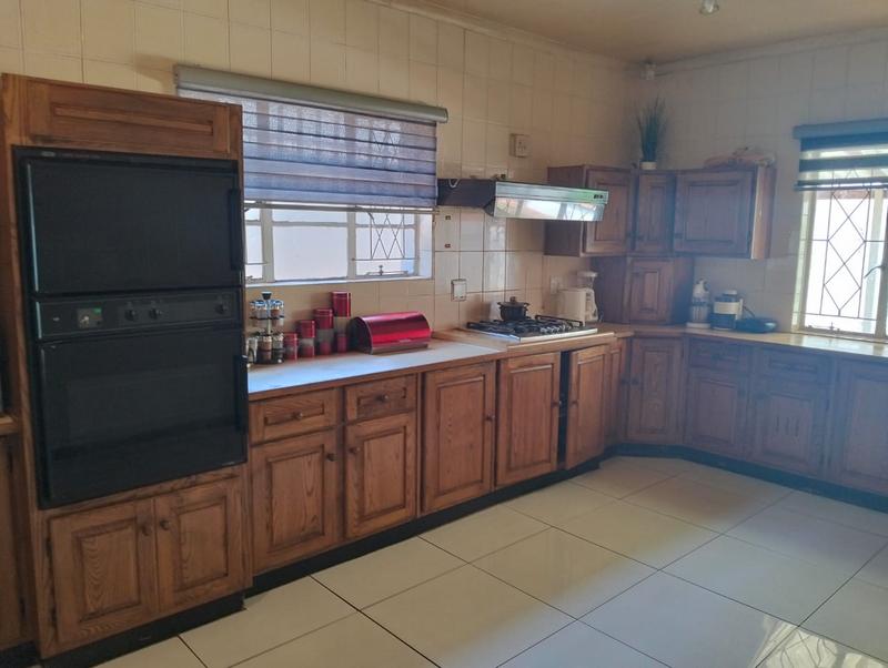 4 Bedroom Property for Sale in Kensington Gauteng